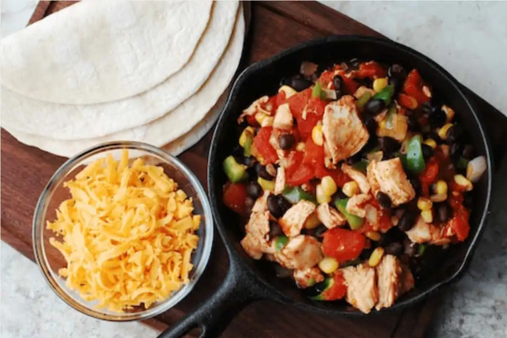 Easy dinner ideas, chicken tacos.