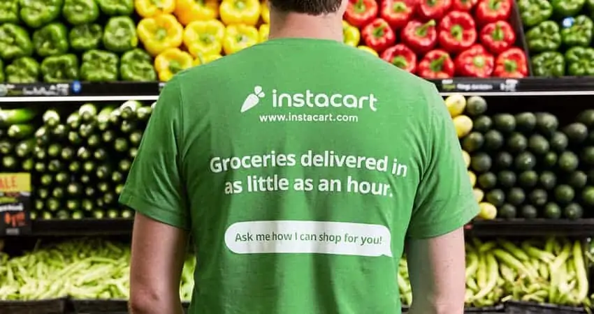 man picking out vegetables for instacart 