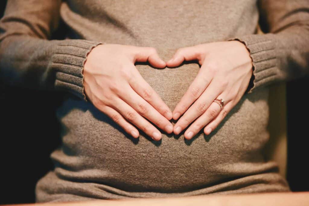 Image of a pregnant woman for article on pregnancy gifts for first time moms
